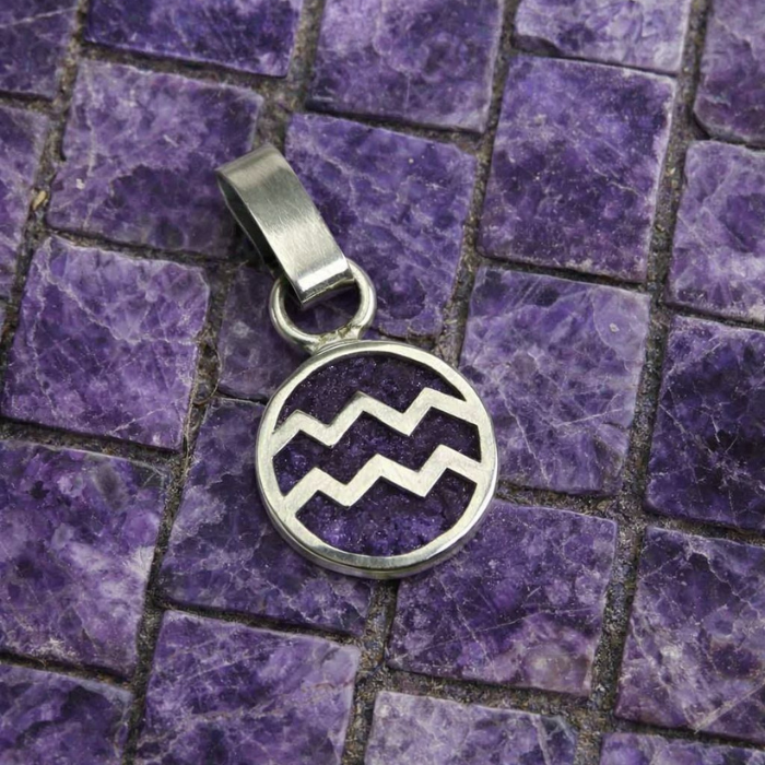 Dije acuario amatista