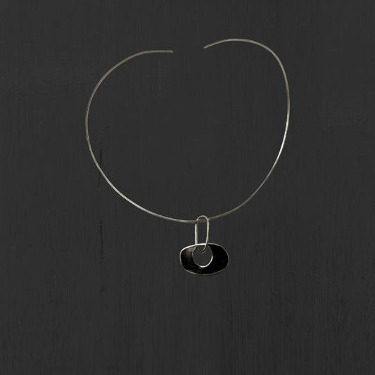 Dije resina con collar