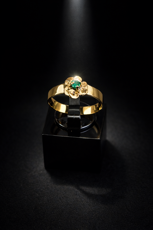 Anillo Esmeralda flor