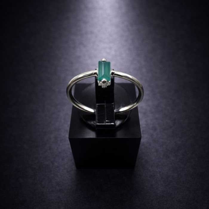 Anillo Turmalina verde natural