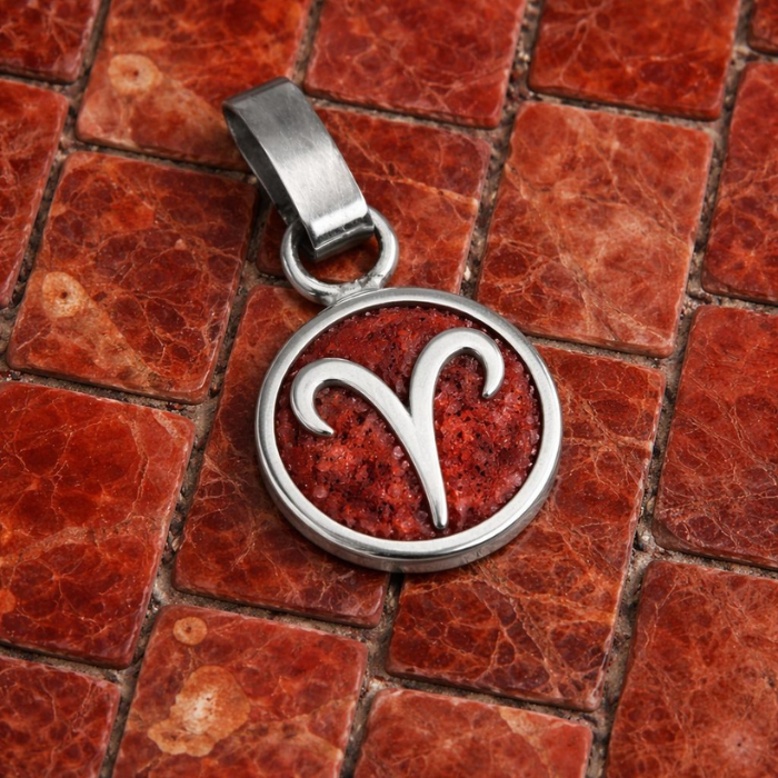 Dije aries jaspe rojo