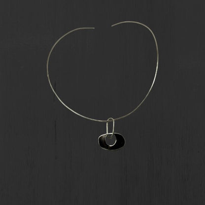 Dije resina con collar