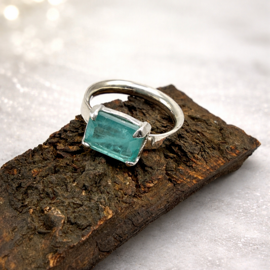 Anillo turmalina paraiba